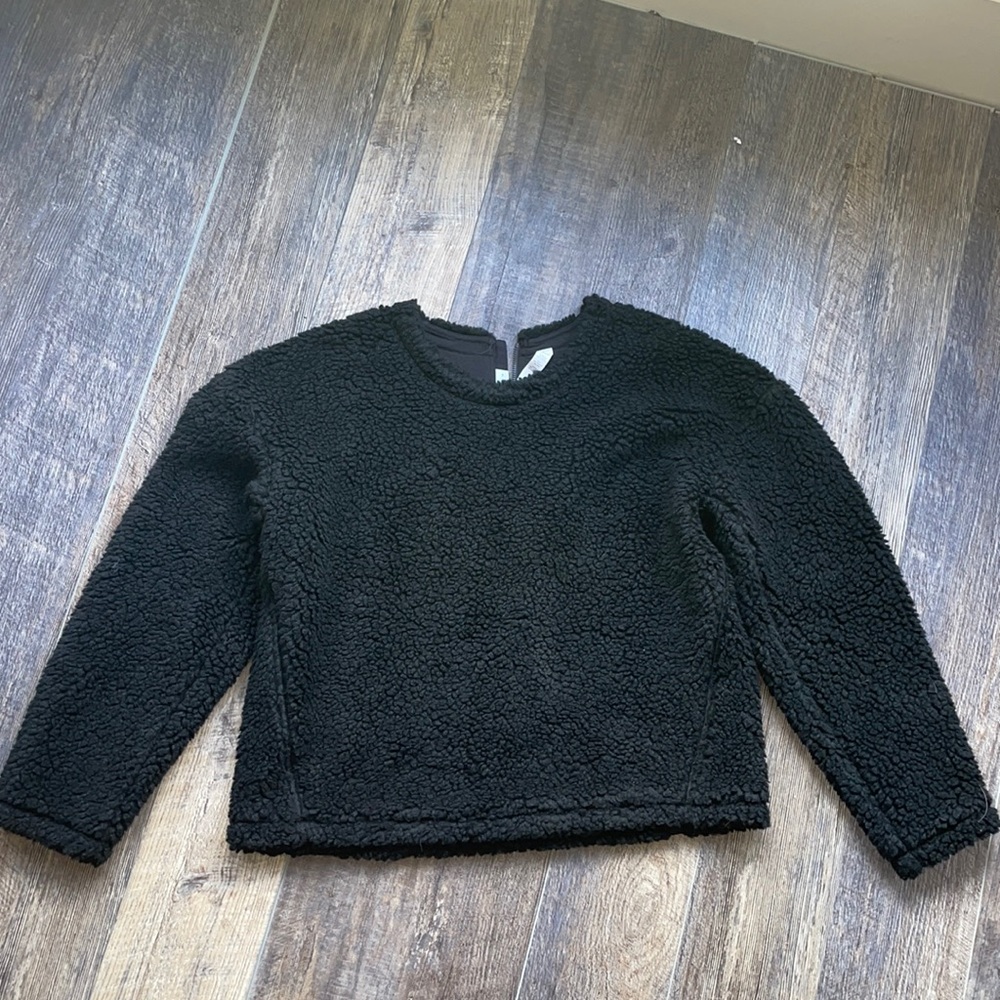 NWT Lululemon Wool Whenever Crew (black-8/10)